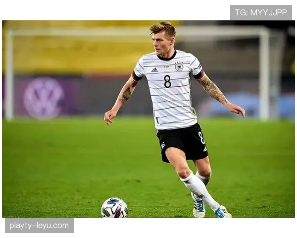 欧洲杯揭幕战精彩纷呈，激情对决点燃夏日足球狂欢