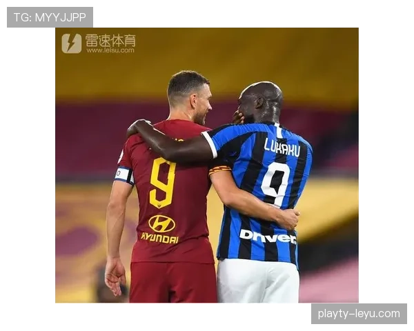 沃特金斯与卢卡库：全能前锋与终结专家的战术角色对比分析